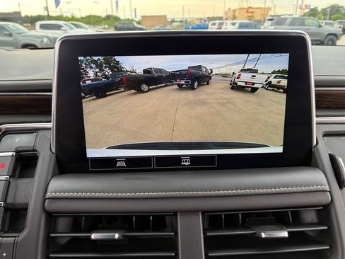 Used 2021 Chevrolet Tahoe Premier AWD/4WD image 21