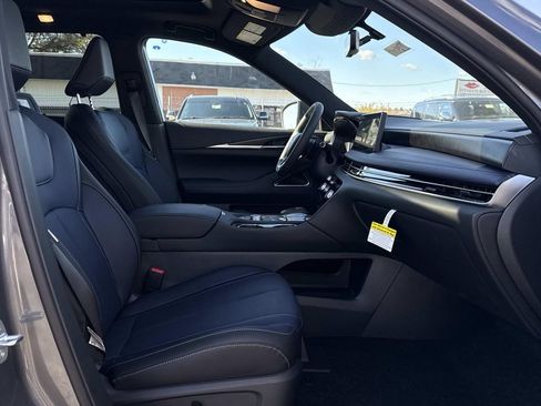 New 2026 INFINITI QX60 Sport image 20