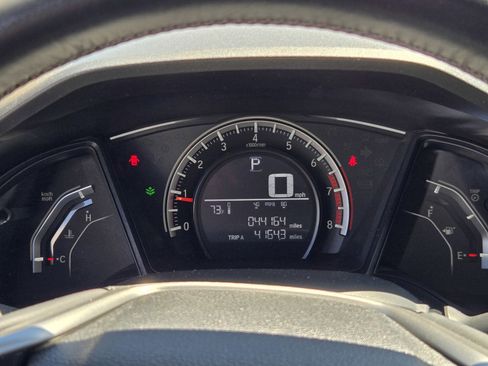 Used 2018 Honda Civic Sport image 20