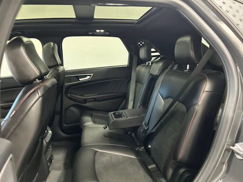 Used 2021 Ford Edge ST-Line AWD/4WD image 31