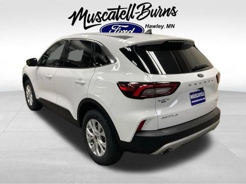 Used 2023 Ford Escape Active w/ Tech Pack #2 AWD/4WD image 3