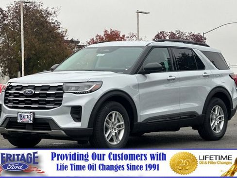 New 2026 Ford Explorer Active image 8