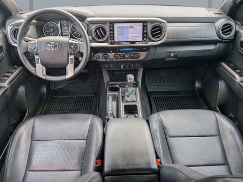 Used 2022 Toyota Tacoma Limited AWD/4WD image 17