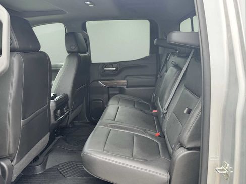 Used 2020 Chevrolet Silverado 1500 LT Trail Boss AWD/4WD image 11
