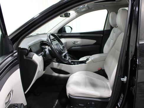 Used 2023 Hyundai Tucson SEL w/ Convenience Package FWD image 3