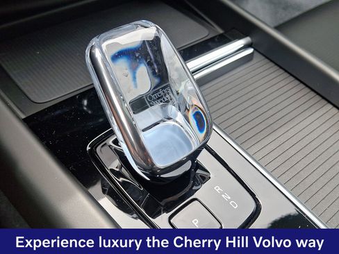 New 2026 Volvo XC60 B5 Ultra w/ Protection Package Premier AWD/4WD image 12