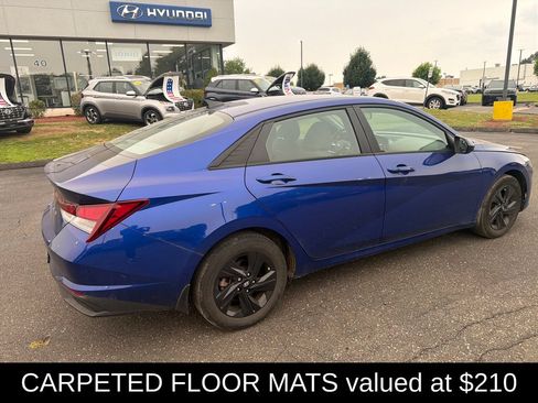 Certified 2023 Hyundai Elantra SEL FWD image 3