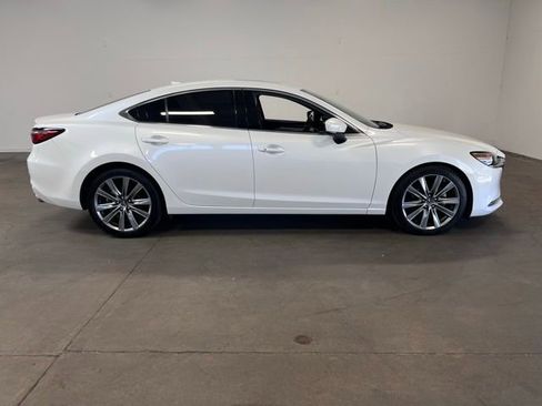 Used 2018 MAZDA MAZDA6 Signature image 2