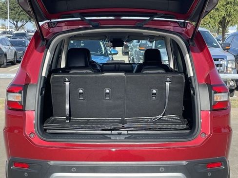 Used 2025 Honda Pilot EX-L image 29