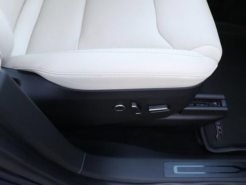 Used 2023 Tesla Model X AWD/4WD image 10