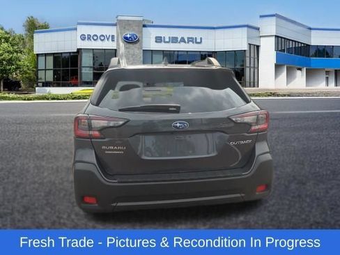 Used 2024 Subaru Outback Premium AWD/4WD image 4