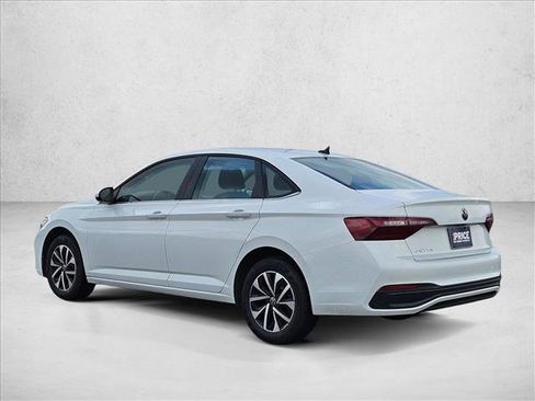 Used 2024 Volkswagen Jetta S image 7