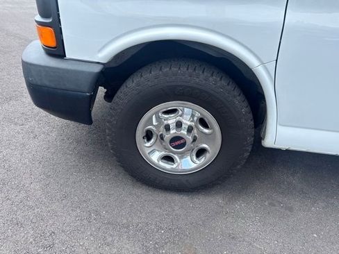 Used 2016 GMC Savana 2500 RWD image 20