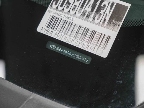 Used 2025 Hyundai Elantra Sport image 27