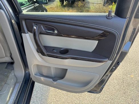 Used 2015 GMC Acadia Denali image 43