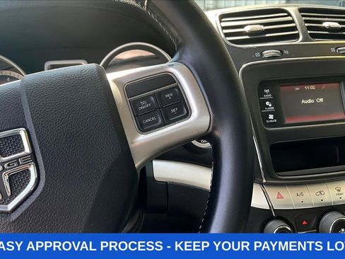 Used 2020 Dodge Journey SE w/ SE Popular Equipment Group FWD image 14