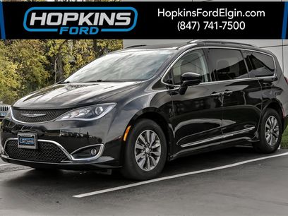 Used 2020 Chrysler Pacifica Touring-L Plus