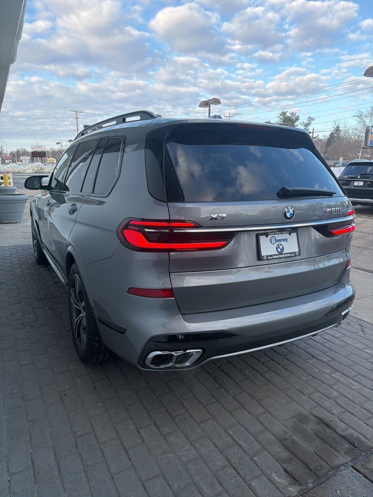 New 2026 BMW X7 M60i AWD/4WD image 7