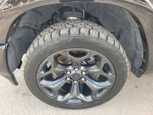 Used 2024 RAM 1500 Limited image 23