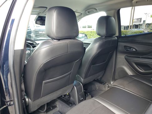 Used 2022 Buick Encore Preferred w/ Safety Package image 12