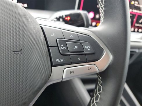 New 2025 Volkswagen Tiguan SE image 27