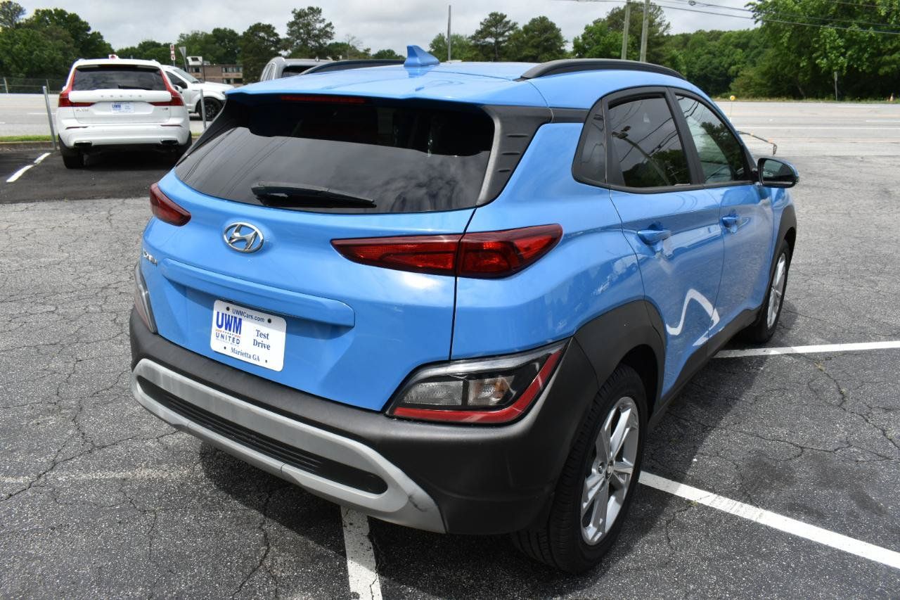 Used 2022 Hyundai Kona SEL w/ Cargo Package FWD image 6