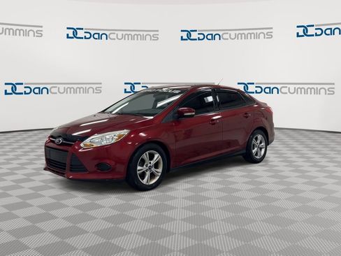 Used 2013 Ford Focus SE FWD image 4