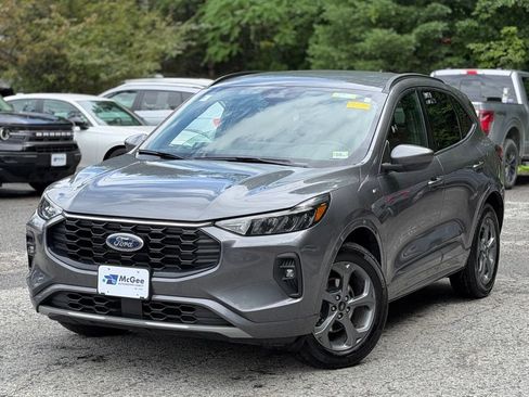 Used 2023 Ford Escape ST-Line Select w/ Tech Pack #1 AWD/4WD image 1