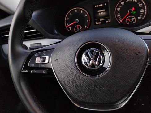 Used 2021 Volkswagen Passat 2.0T SE image 43