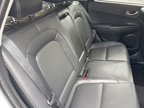 Used 2021 Hyundai Kona Limited AWD/4WD image 45