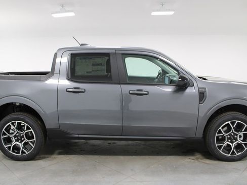 New 2026 Ford Maverick Lariat image 11