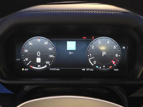 New 2025 Land Rover Defender 110 X-Dynamic SE AWD/4WD image 40