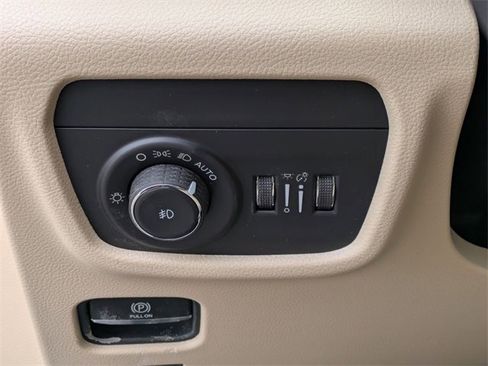 New 2026 Jeep Grand Cherokee Limited image 14