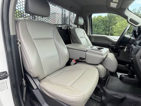 Used 2017 Ford F550 4x4 Regular Cab Super Duty image 42