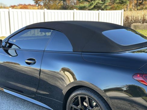 Used 2025 BMW 440i xDrive Convertible w/ Premium Package image 16