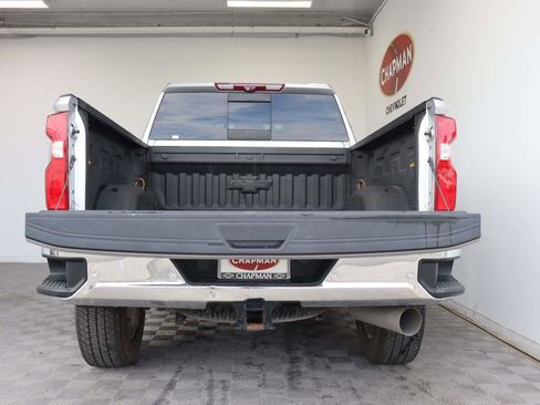 Used 2020 Chevrolet Silverado 2500 LTZ w/ LTZ Premium Package image 5