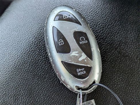 Certified 2024 Hyundai Elantra Limited image 33