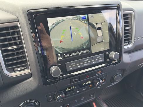 Used 2023 Nissan Frontier PRO-4X AWD/4WD image 26