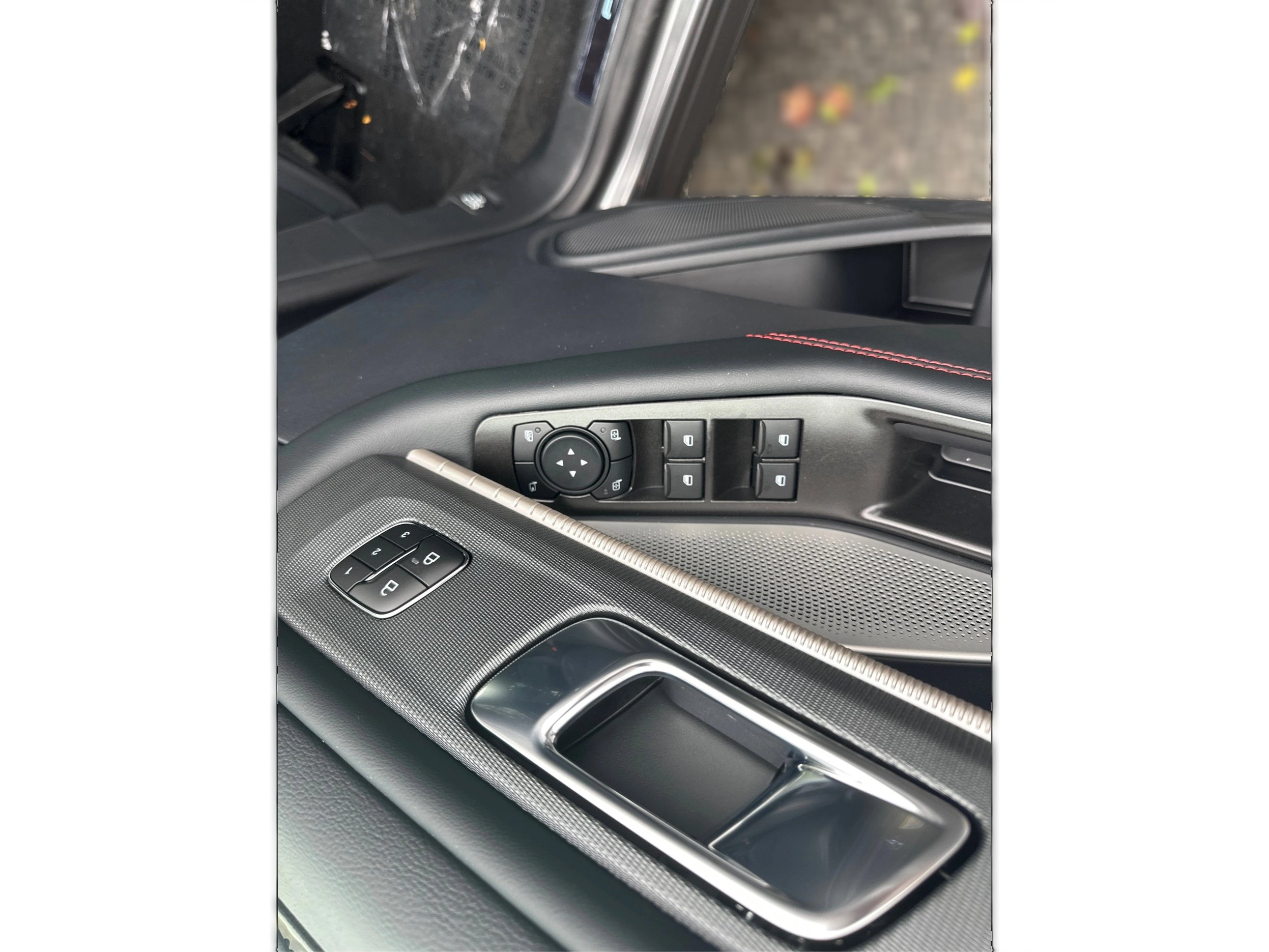 New 2027 Ford Explorer ST AWD/4WD image 30