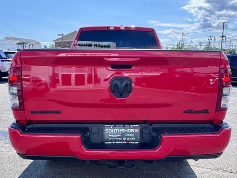 Used 2024 RAM 2500 Big Horn w/ Night Edition AWD/4WD image 6