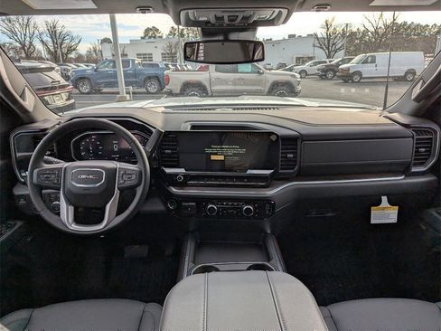 New 2026 GMC Sierra 2500 SLT w/ SLT Premium Package image 7