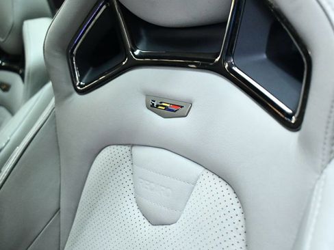 Used 2016 Cadillac CTS V w/ Luxury Package image 36