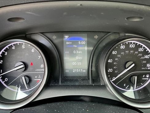 Used 2023 Toyota Camry SE image 25