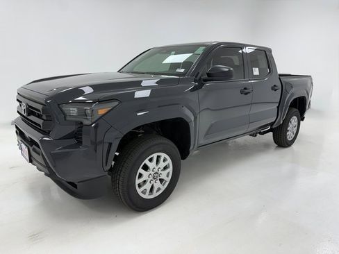 New 2026 Toyota Tacoma SR image 5