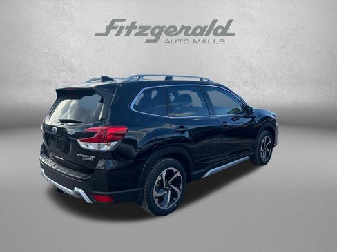 Used 2023 Subaru Forester Touring image 7