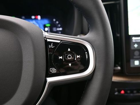 New 2026 Volvo XC60 T8 Plus w/ Protection Package Premier AWD/4WD image 26