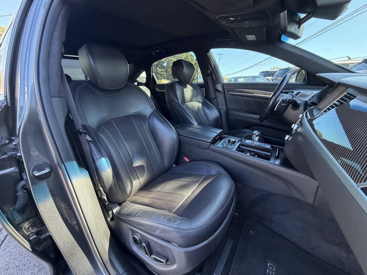 Used 2018 Genesis G80 3.3T Sport RWD image 7