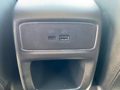 Used 2026 Chevrolet Trax LT FWD image 31