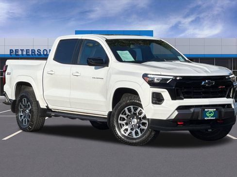 Certified 2023 Chevrolet Colorado Z71 w/ Z71 Convenience Package 2 AWD/4WD image 2
