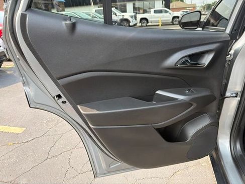 Certified 2024 Chevrolet Trax RS w/ Driver Confidence Package FWD image 13